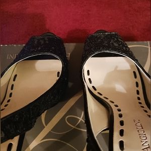 ENZO ANGIOLINI Peep-Toe Platform Heels in EXCELLENT CONDITION!